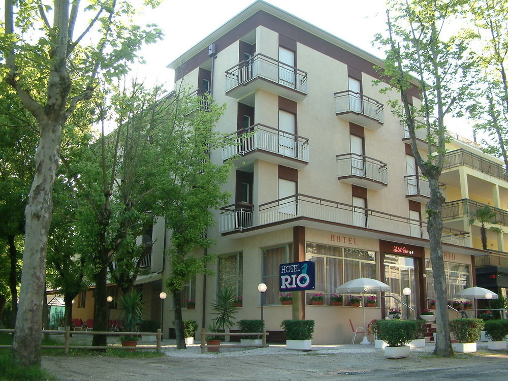 Hotel Rio Чезенатико Екстериор снимка