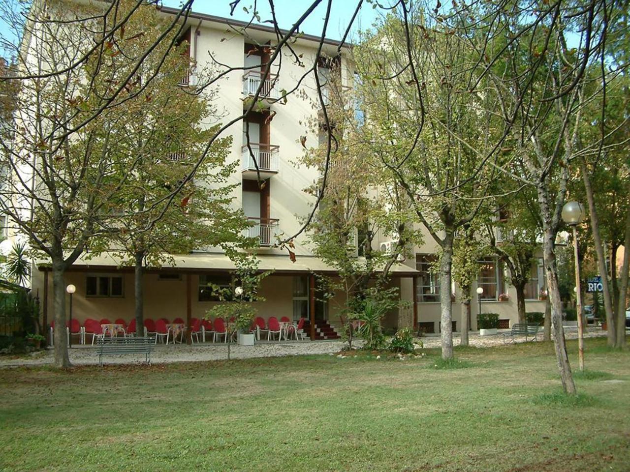 Hotel Rio Чезенатико Екстериор снимка