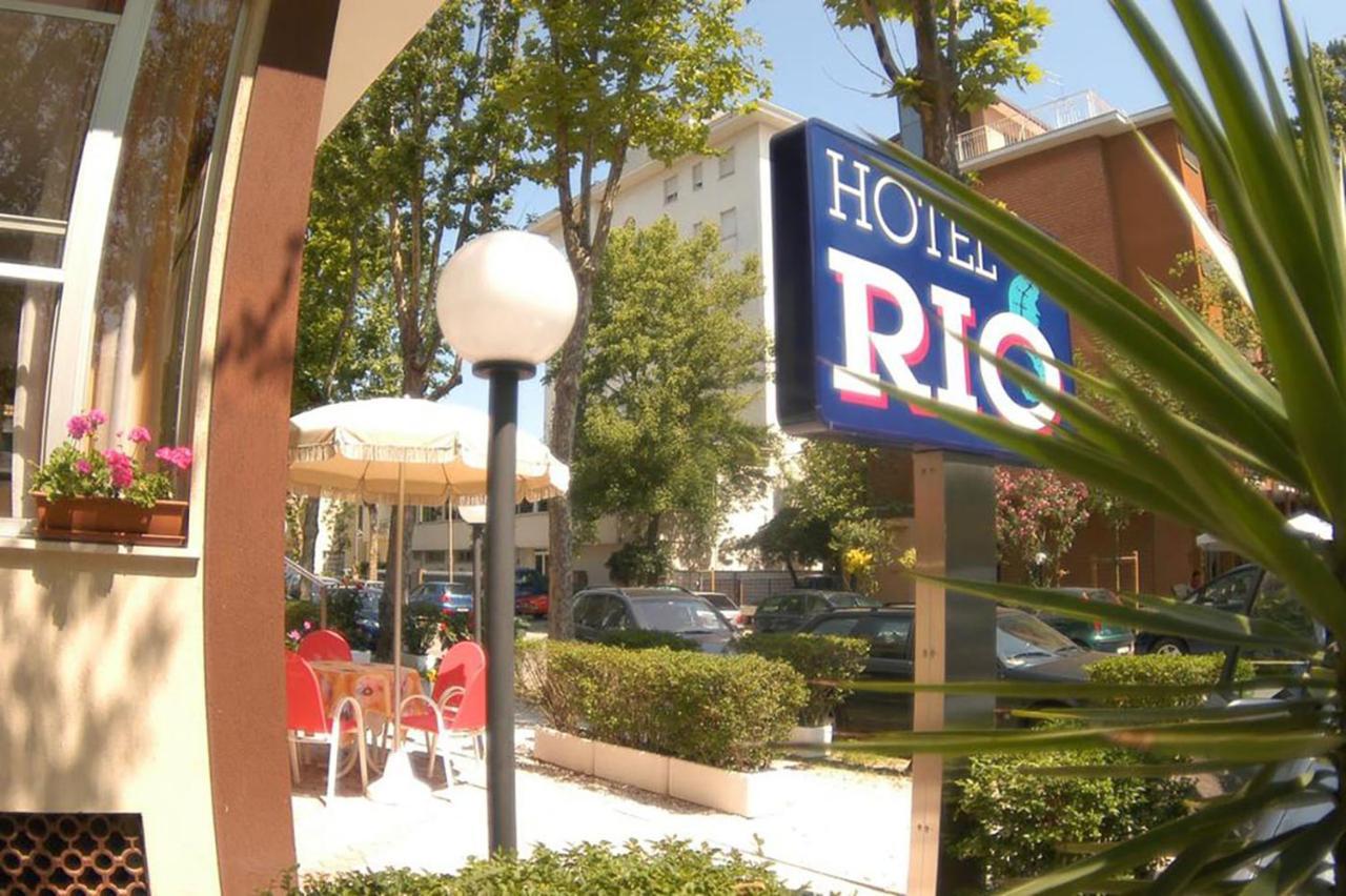 Hotel Rio Чезенатико Екстериор снимка