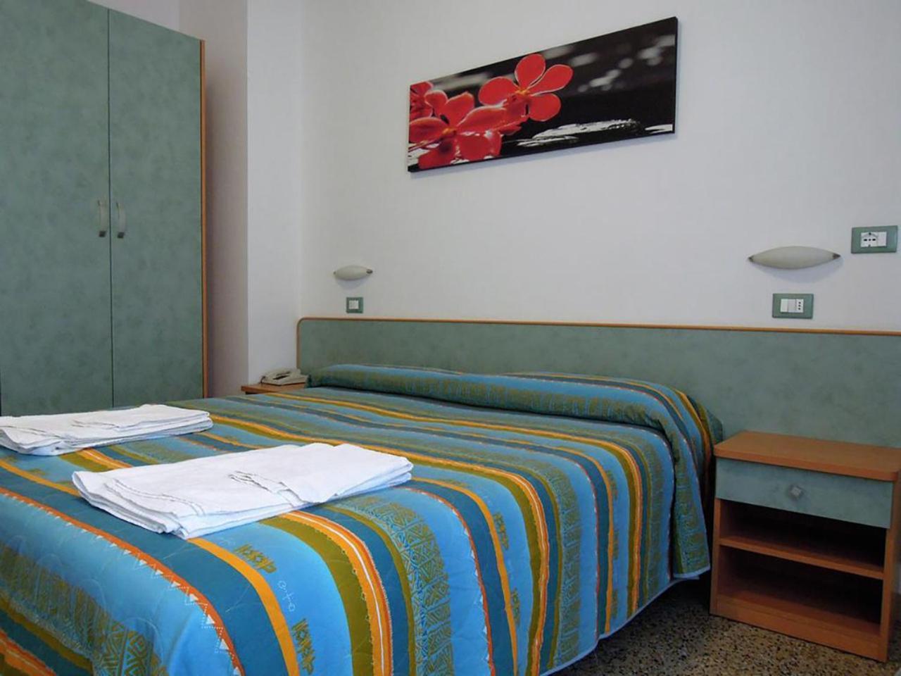 Hotel Rio Чезенатико Екстериор снимка