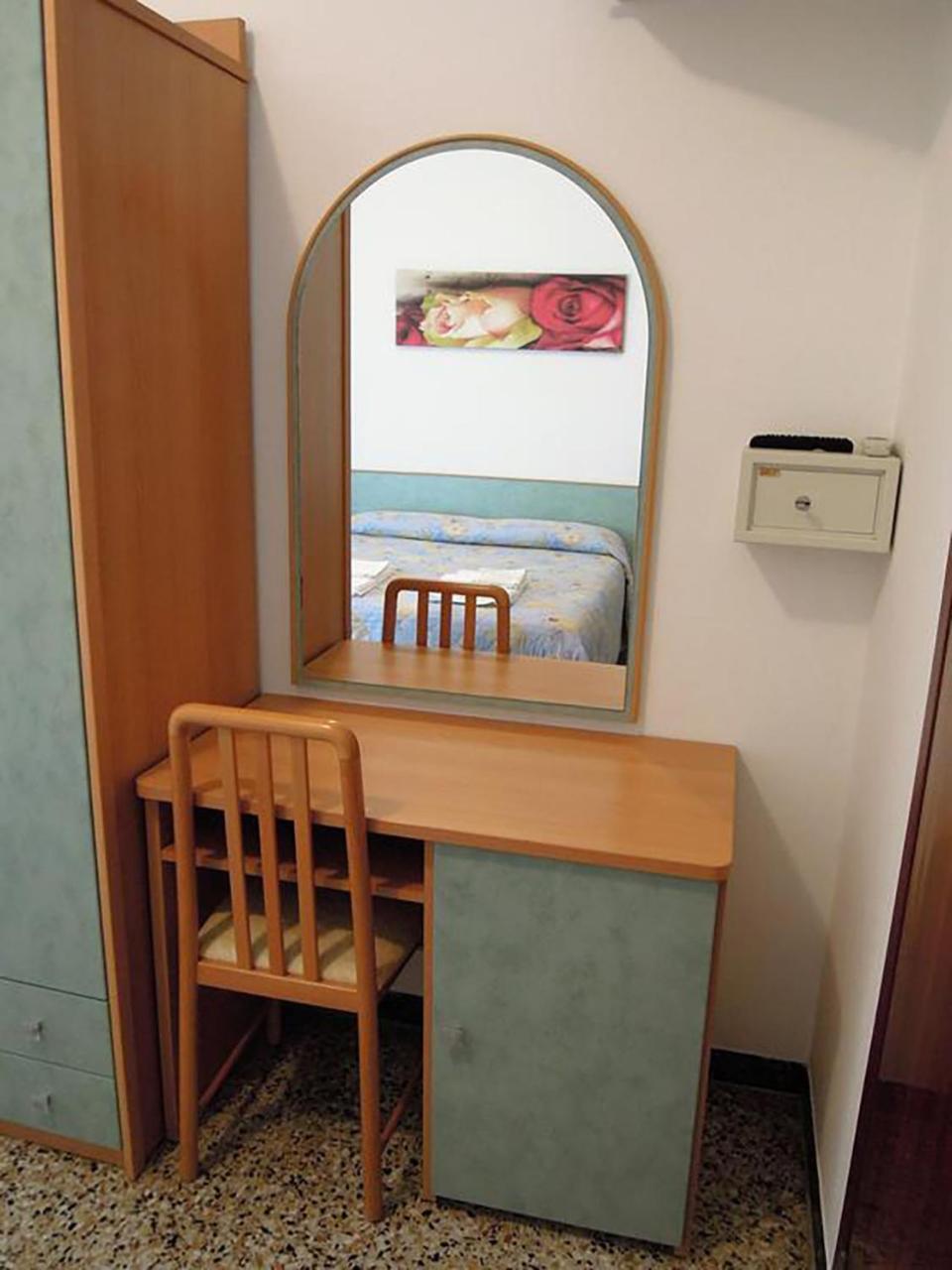 Hotel Rio Чезенатико Екстериор снимка