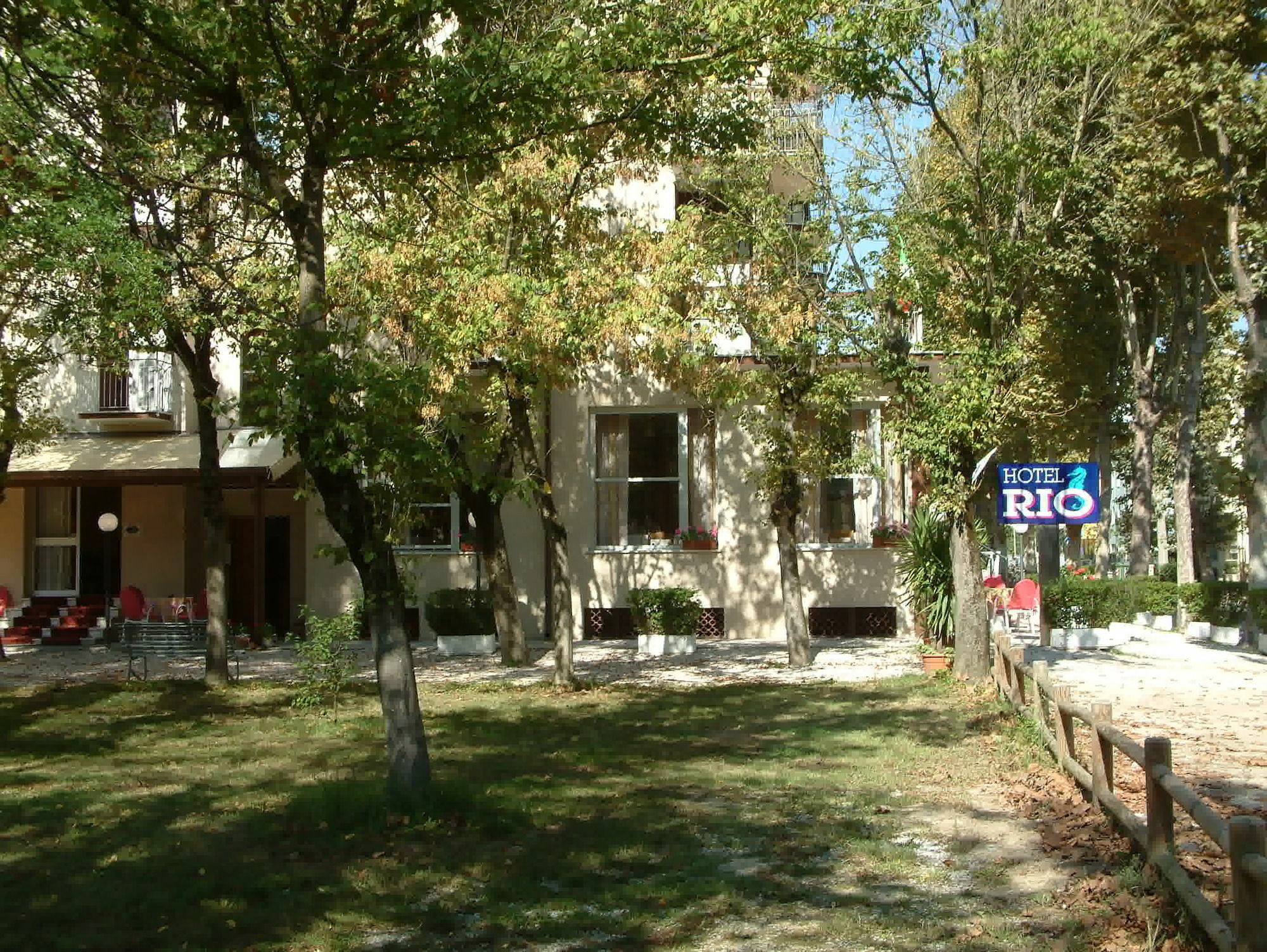 Hotel Rio Чезенатико Екстериор снимка